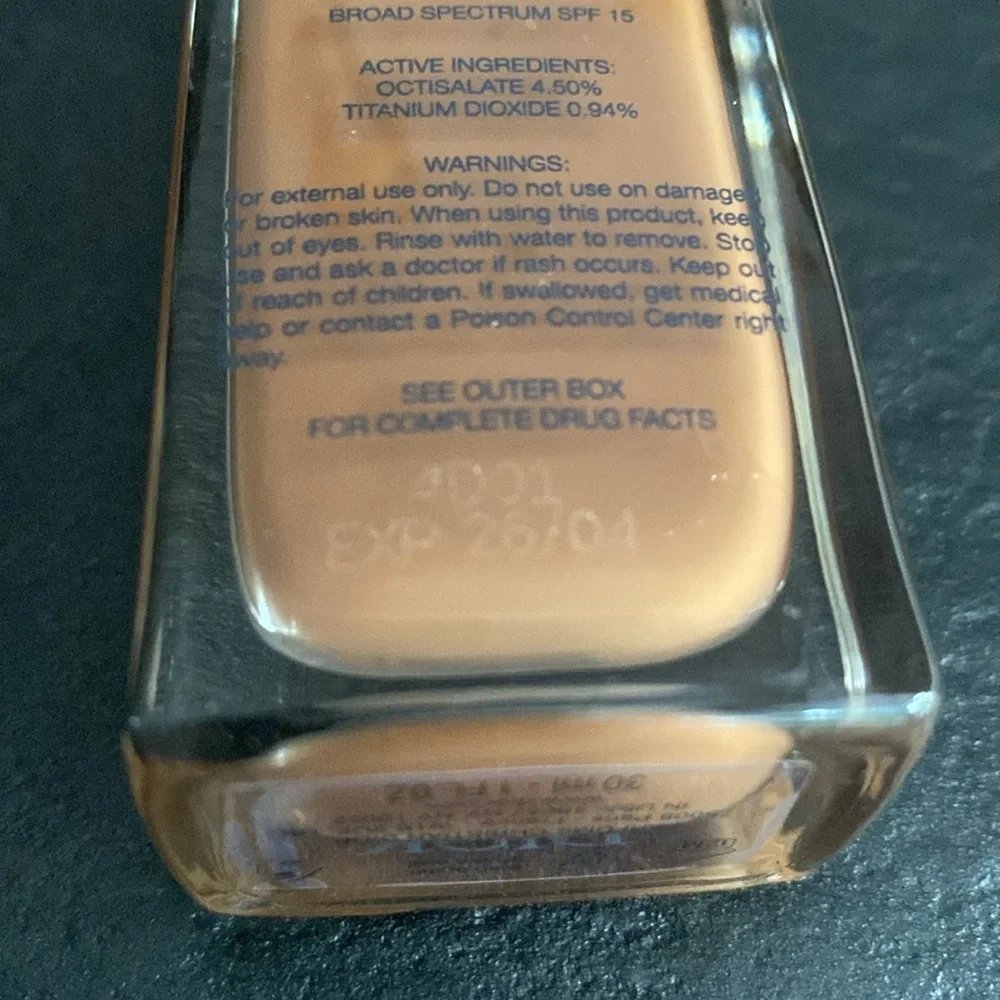Dior Forever Skin Glow Radiant Foundation -24h Wear and Hydration, 7N‎ NWOB